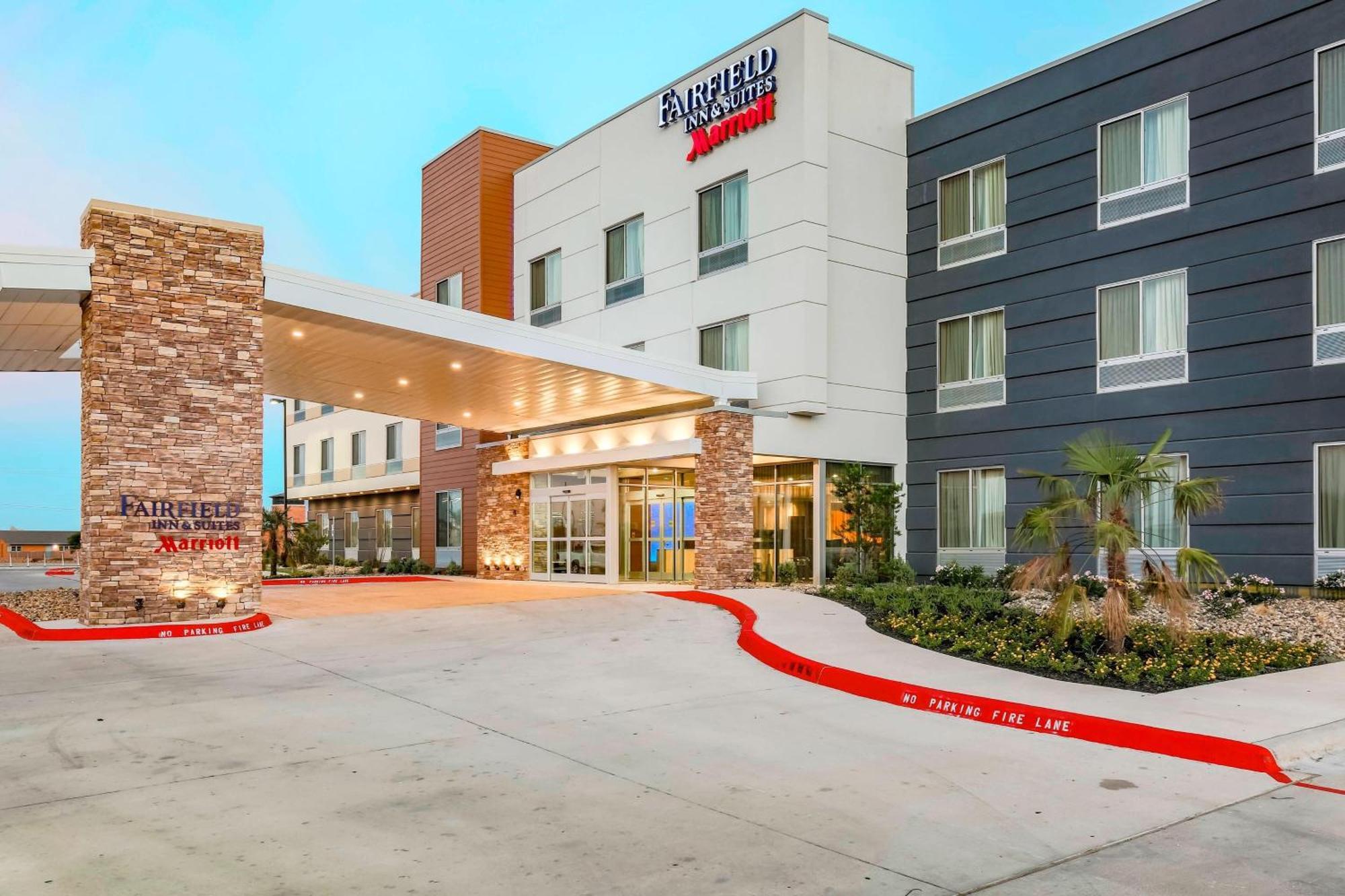 Fairfield & By Marriott 3* Snyder