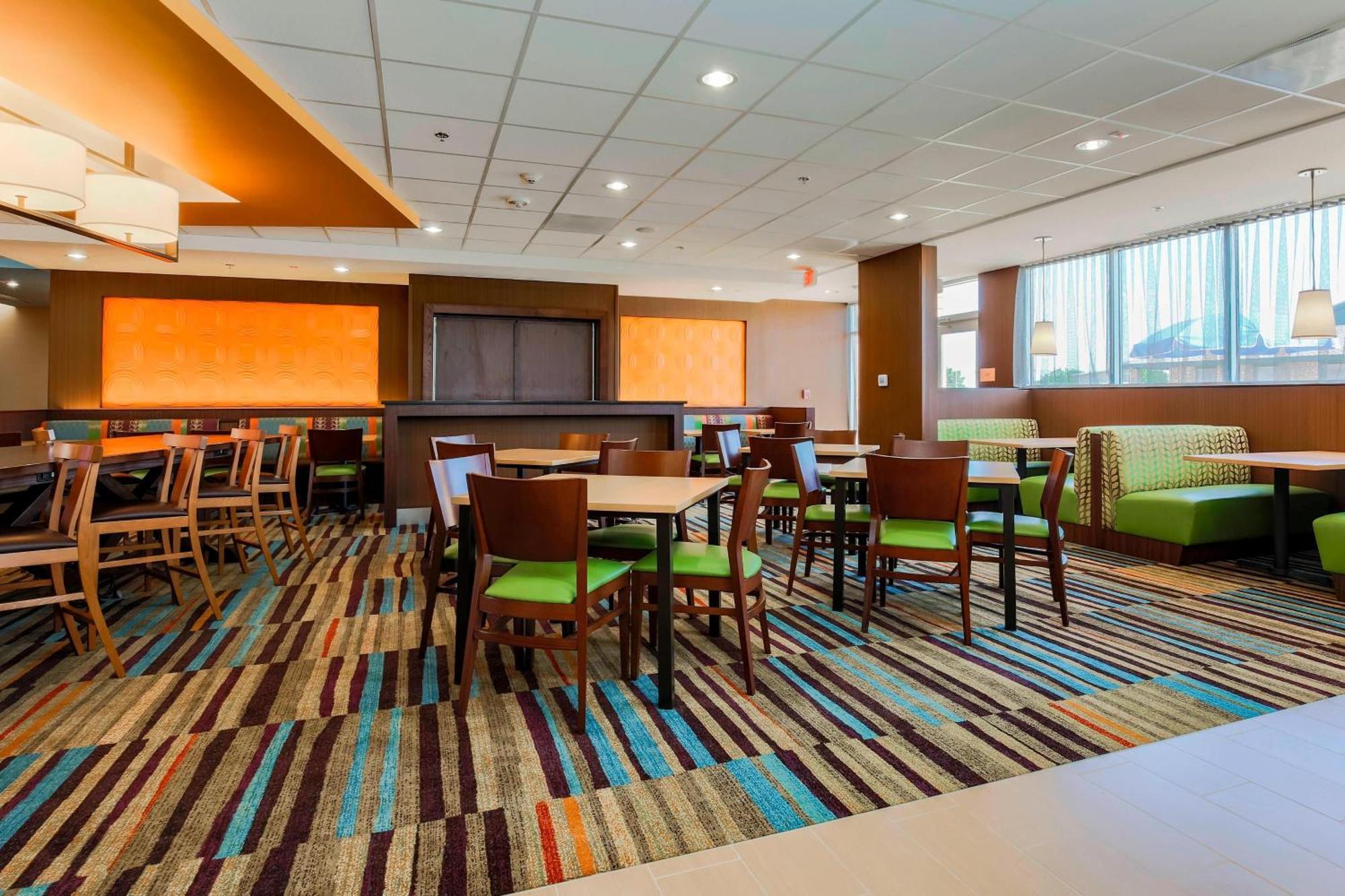 Fairfield & By Marriott Snyder